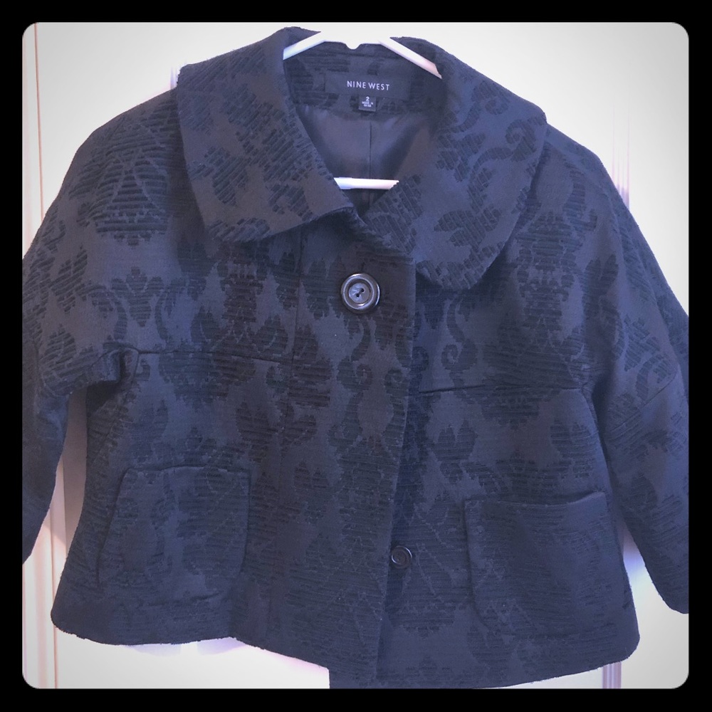 Black damask capelet with 3/4 sleeves